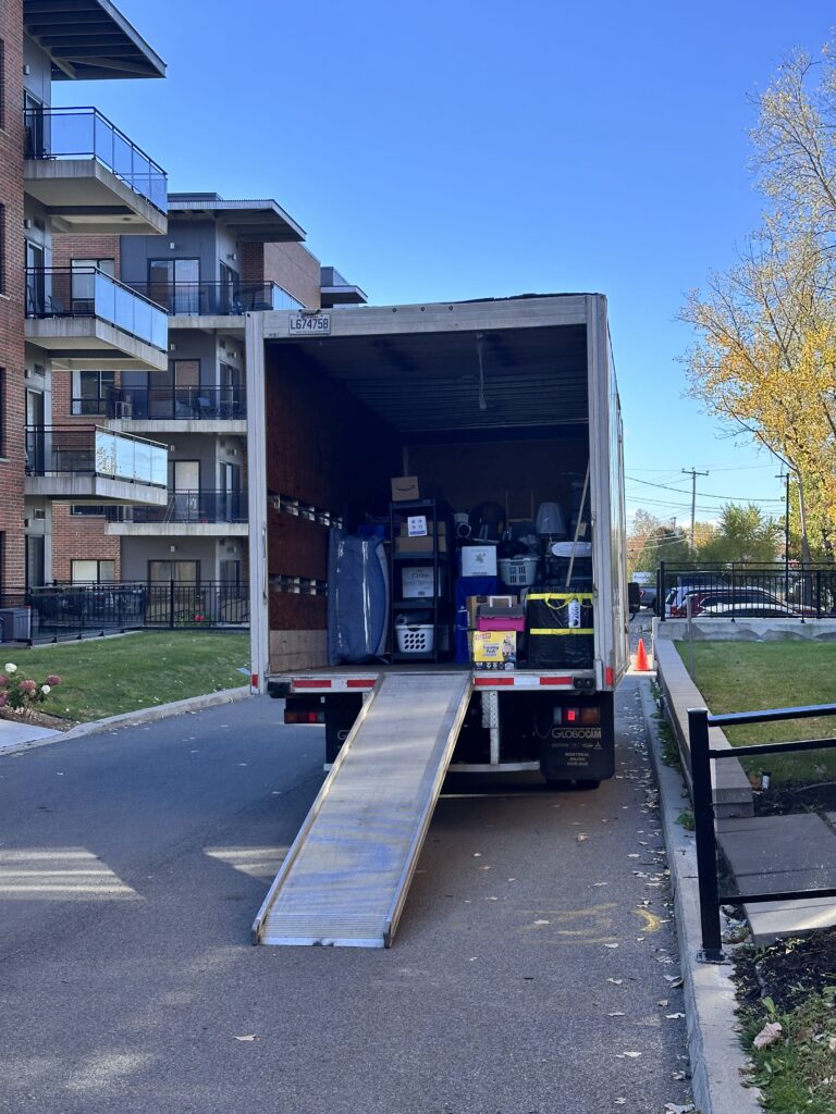 Ahuntsic–Cartierville Moving Services | Trusted Montreal